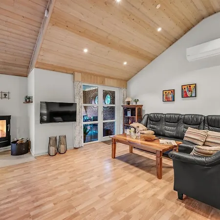 Vakantiehuis Guse - 1-5km From The Sea By Interhome *