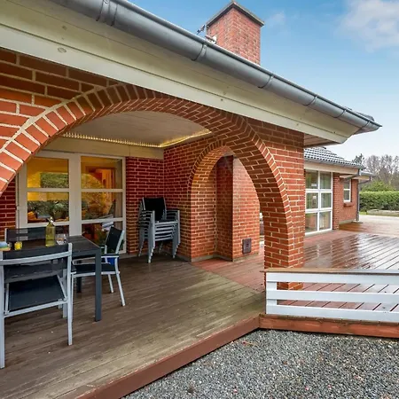 Guse - 1-5km From The Sea By Interhome Vakantiehuis