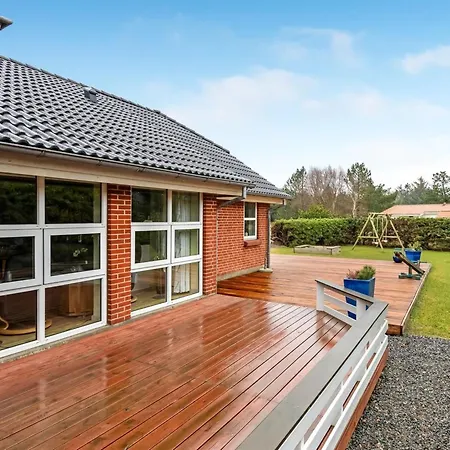 Guse - 1-5km From The Sea By Interhome